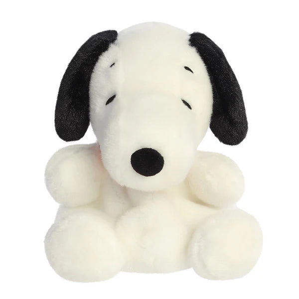 Aurora Palm Pals Snoopy Soft Toy - a gorgeous collectable little toy that will fit perfectly in your palm