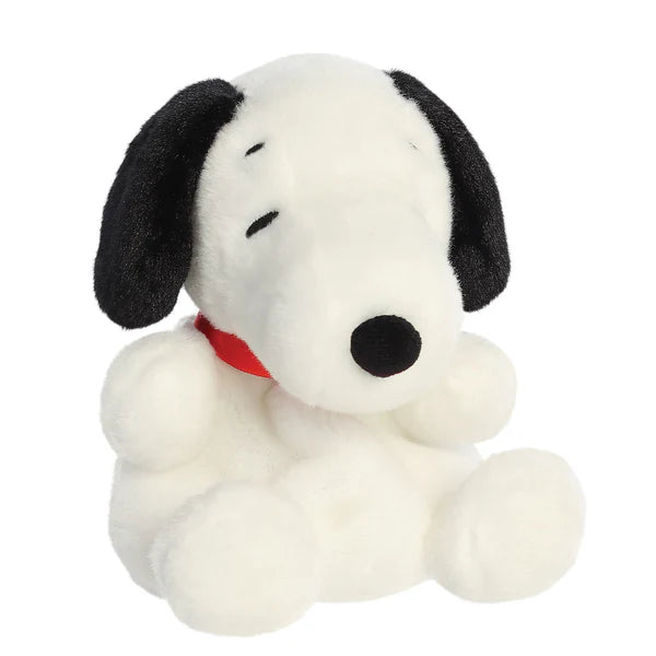 Aurora Palm Pals Snoopy Soft Toy - a gorgeous collectable little toy that will fit perfectly in your palm