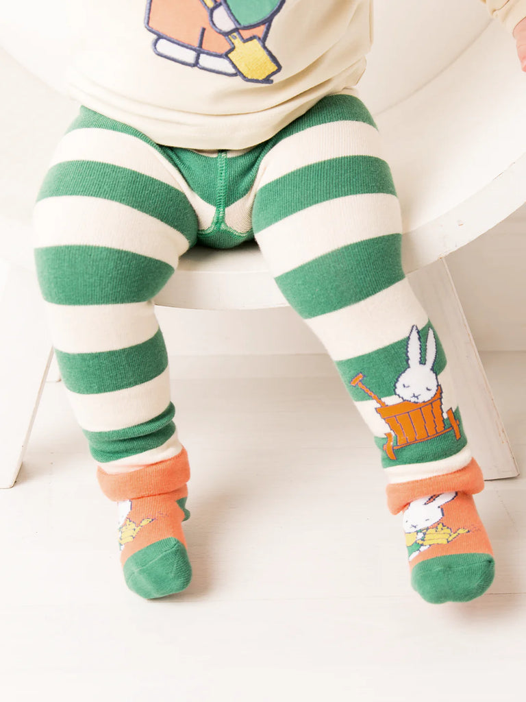 Blade & Rose Miffy Busy In The Veg Leggings - bold, bright and fun! These fab leggings are green, cream and orange with a fun Miffy design.