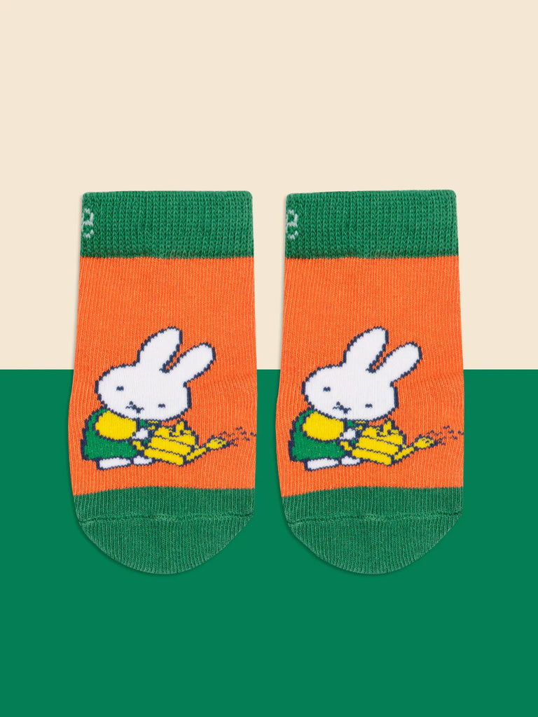 Blade & Rose Miffy Busy In The Veg Patch Socks - bold, bright and fun! These sweet socks in orange and green feature a fun Miffy design.