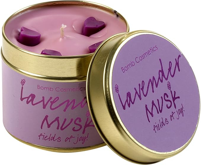 Lavender Musk Tin Candle by Bomb Cosmetics is created using high quality essential oils and is has a lovely lavender scent.